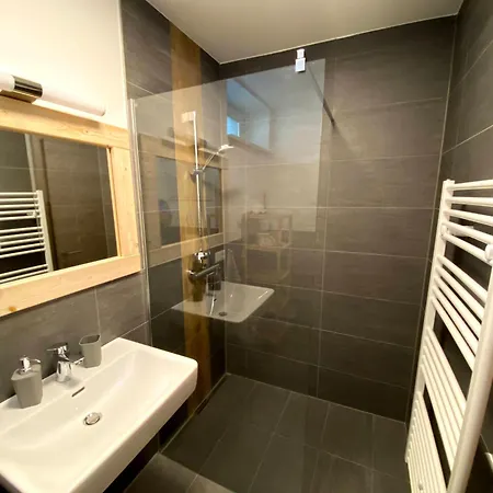 Pinta Kombilo Apartments Grobming Room photo